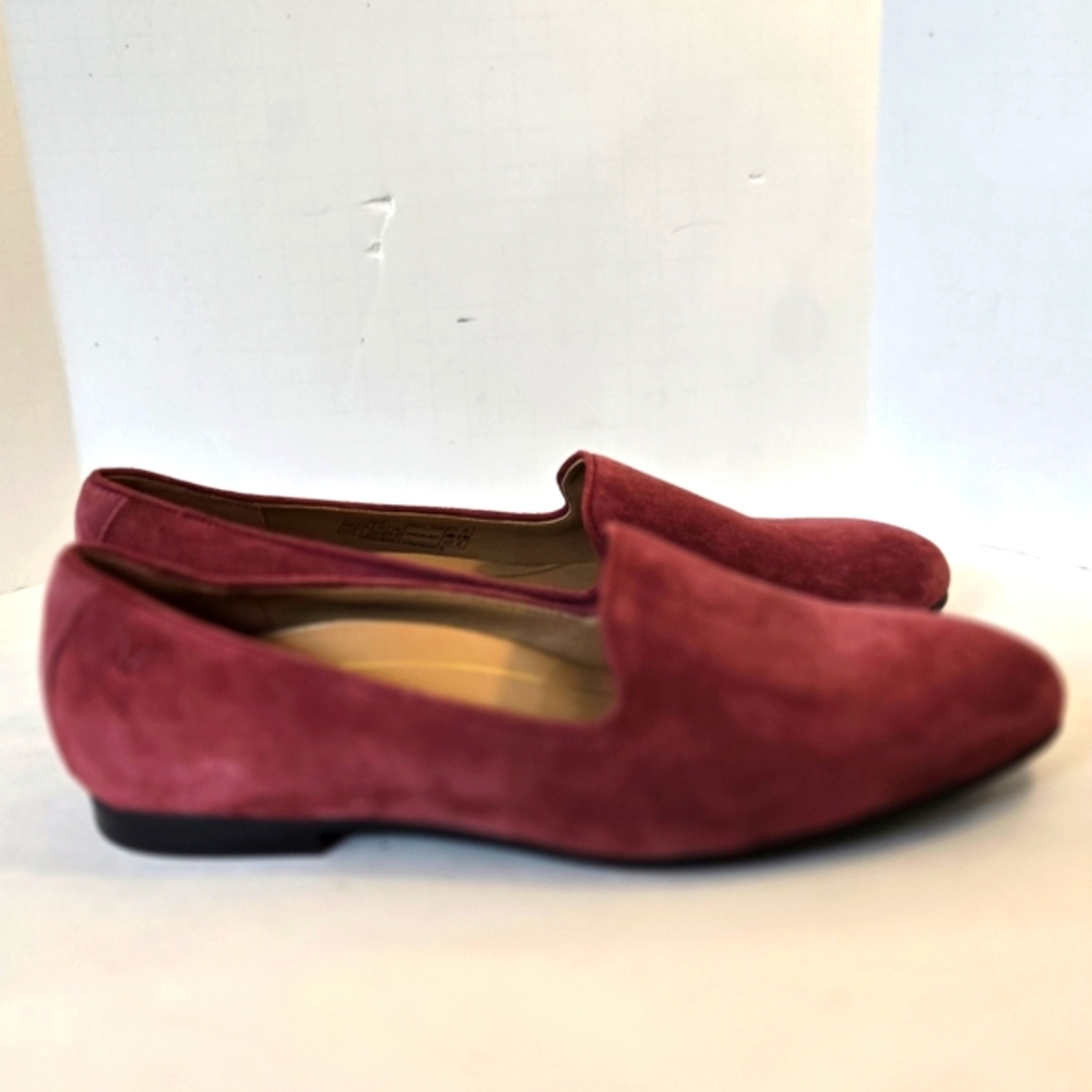NWOT ! Vionic Burgundy Suede Leather Loafers Flats - Picture 4 of 13
